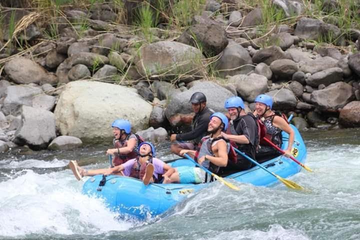 Hostal Y Cabinas Anita-And Rafting Tour! Siqurres Da Alegria Buitenkant foto