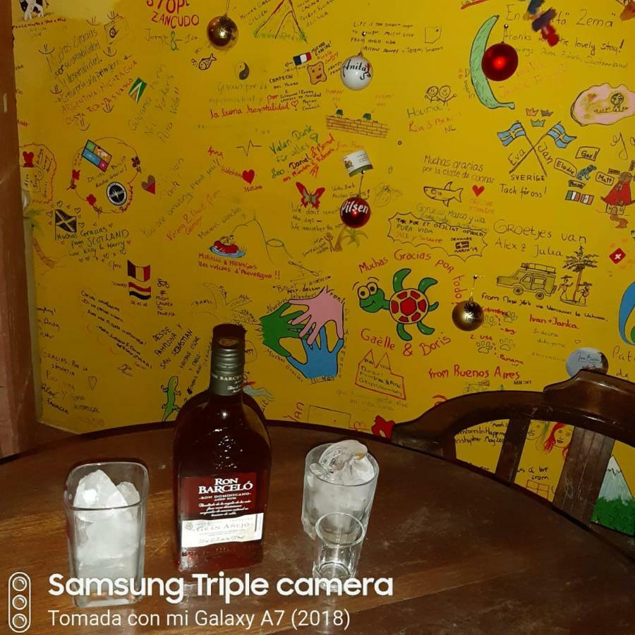 Hostal Y Cabinas Anita-And Rafting Tour! Siqurres Da Alegria Buitenkant foto