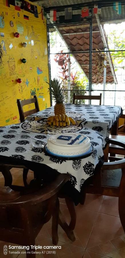 Hostal Y Cabinas Anita-And Rafting Tour! Siqurres Da Alegria Buitenkant foto