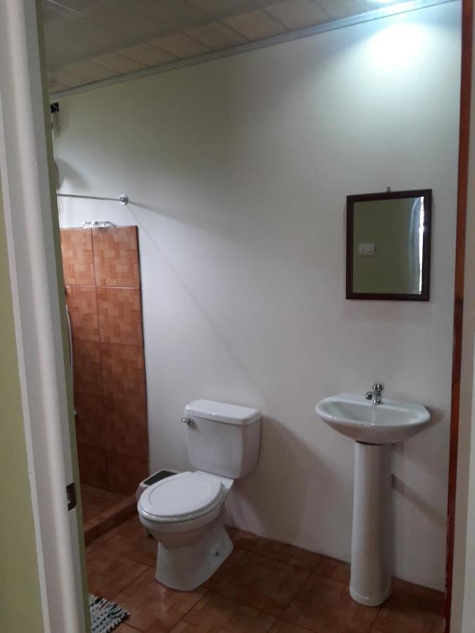 Hostal Y Cabinas Anita-And Rafting Tour! Siqurres Da Alegria Buitenkant foto