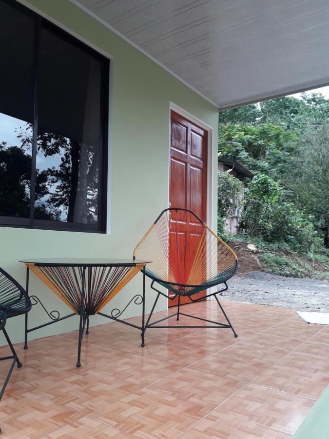 Hostal Y Cabinas Anita-And Rafting Tour! Siqurres Da Alegria Buitenkant foto